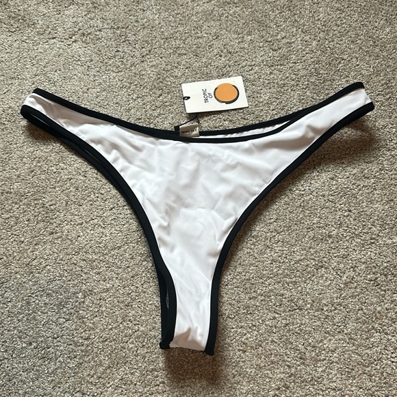 Tropic of C Bikini Bottom - Picture 3 of 5